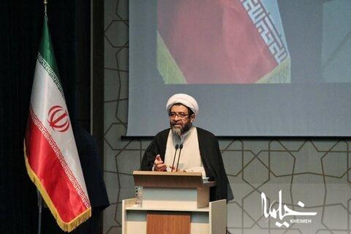 نخبگان حوزه سرمایه حوزه علمیه هستن