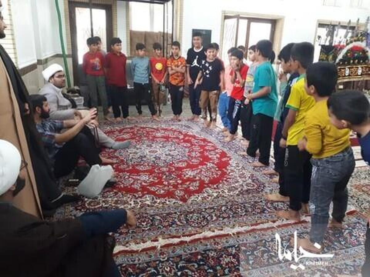 حضور مبلغان شهرستان دشتی در جمع دانش آموزان معتکف انجام شد