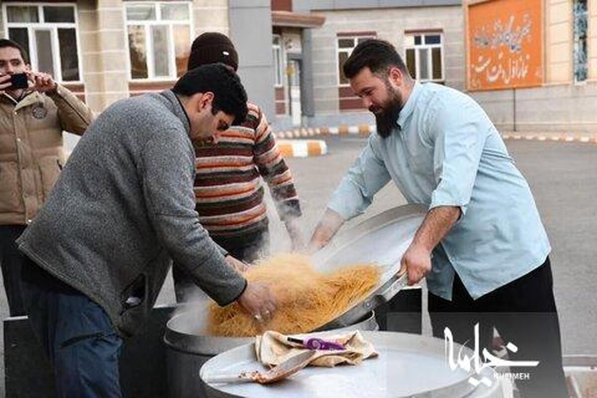 جشن بزرگ خیابانی نیمه شعبان در خوی انجام شد