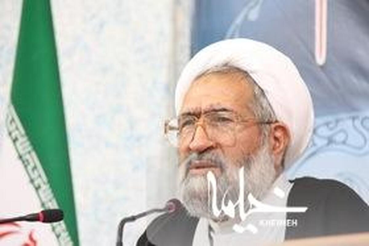 ملت ایران لحظه‌ای از آرمان های خود عقب نشینی نخواهد کرد