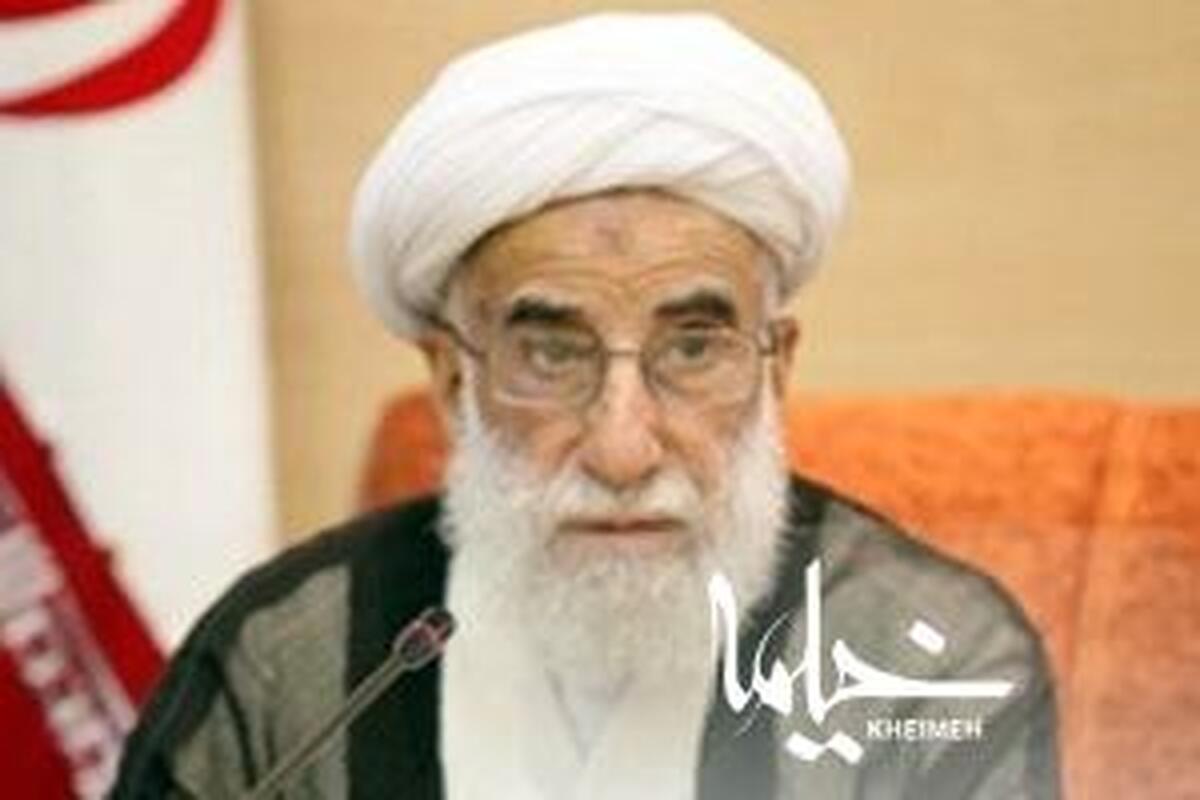 آیت‌الله حائری‌ شیرازی منشأ خدمات ارزشمندی برای نظام جمهوری‌ اسلامی بود