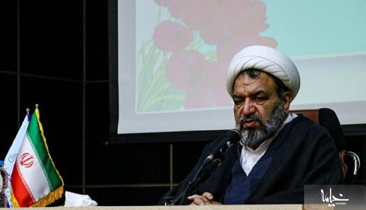 ایستادگی و عزت مسیر طی شده انقلاب اسلامی است