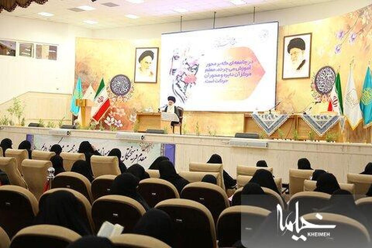 اساتید و معلمان روح پرسشگری را در شاگردان زنده کنند