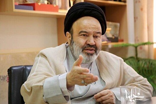 مراکز و نهادهای دینی در مباحث قرآنی سر سفره حوزه‌های علمیه هستند