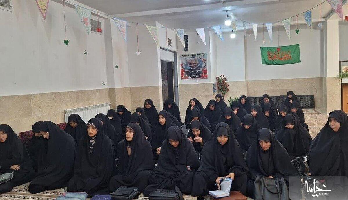 برگزاری نشست اخلاقی به مناسبت دهه کرامت با محوریت شروط مسلمان بودن