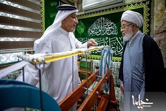 اهدای طولانی‌ترین قرآن دست‌نویس جهان به حرم امام حسین(ع)