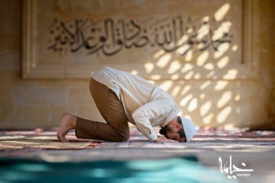 آیا می‌توانیم نماز نخوانیم و اذکار و تلاوت قرآن را جایگزین آن کنیم؟