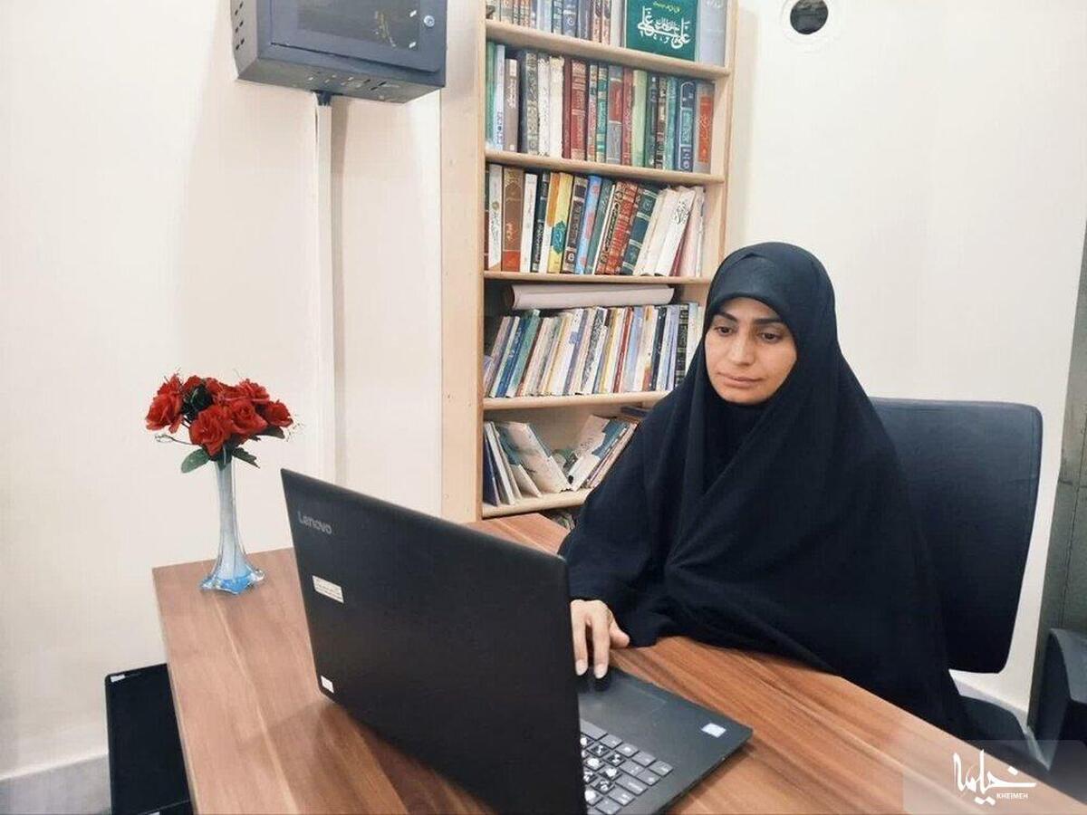 پذیرش حوزه‌های علمیه خواهران دروازه‌ای رو به علم و دانش است