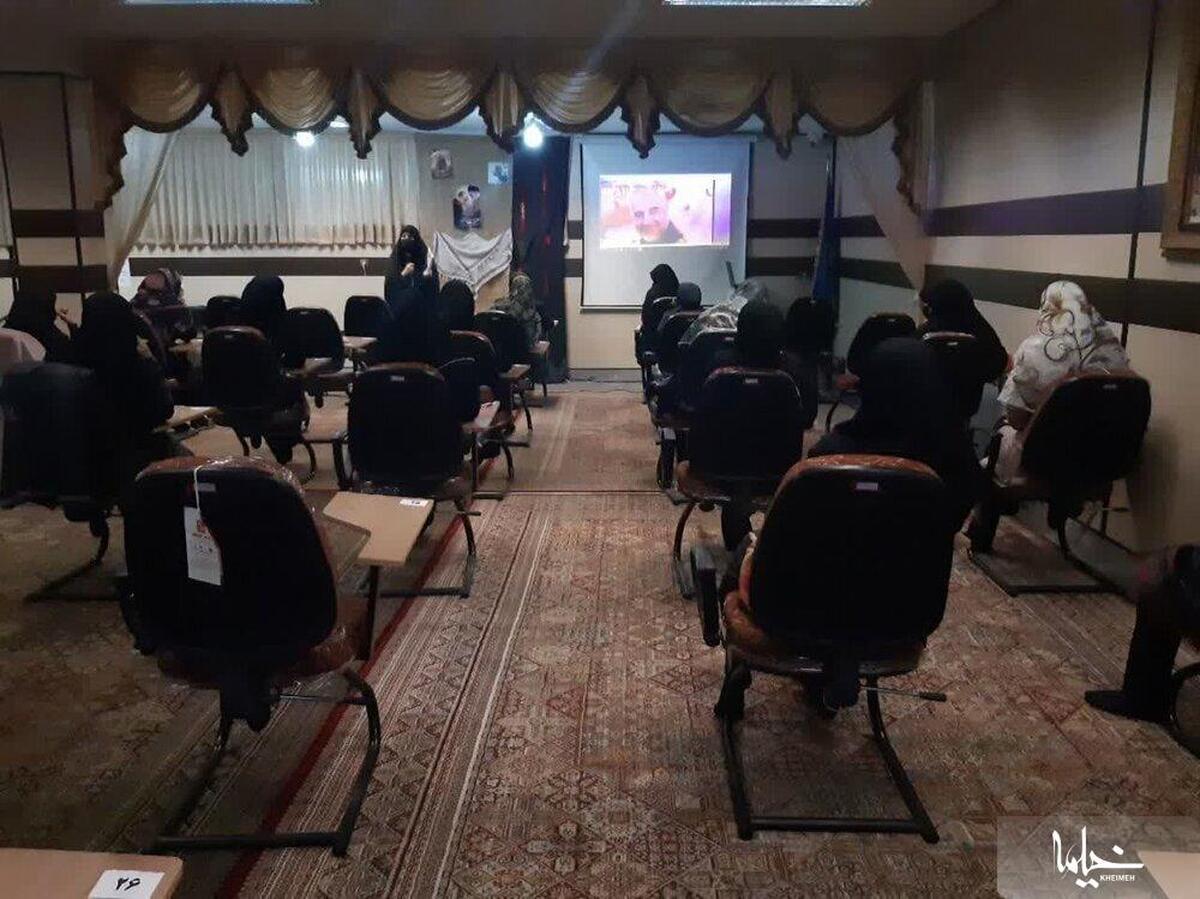بانوان طلبه اراکی در سوگ سردار مقاومت