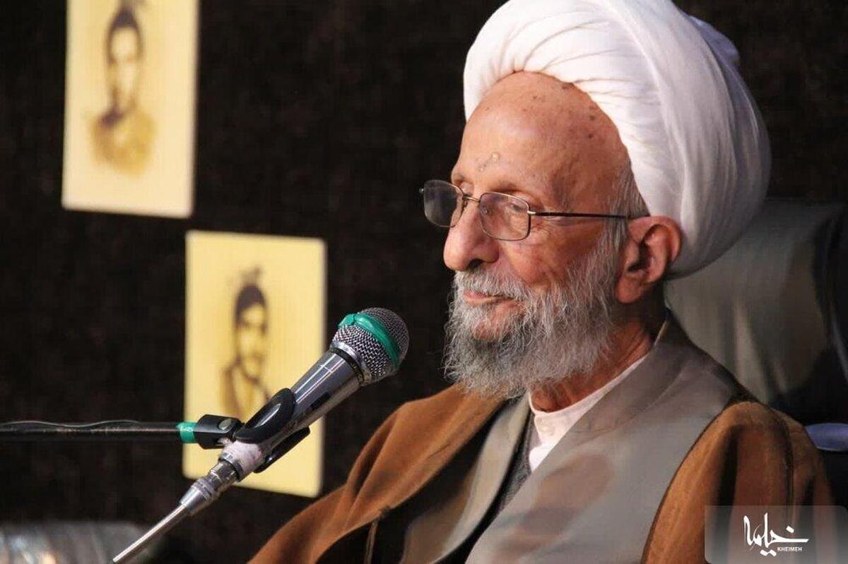ماجرای حضور آیت الله مصباح یزدی در مدرسه حقانی