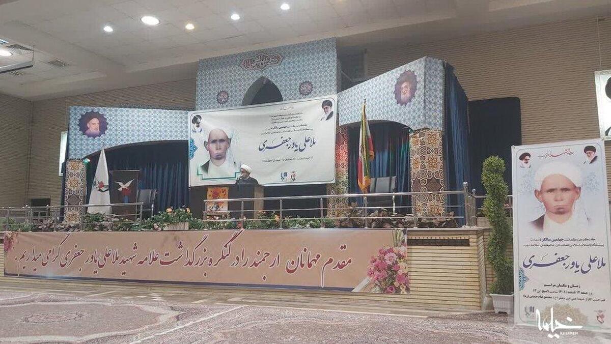 علما برای ایجاد وحدت اسلامی و دوری از تفرقه تکلیف شرعی دارند