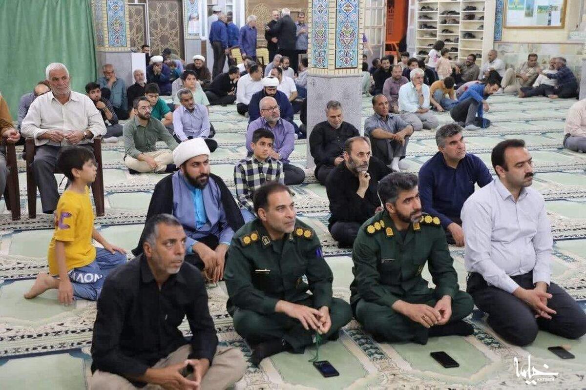 آیین بزرگداشت امام خمینی (ره) و چهارمین سالگرد استاد فرج‌نژاد در ابرکوه برگزار شد