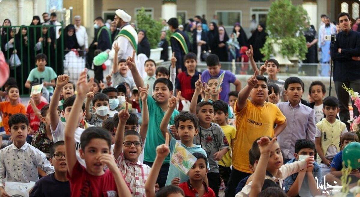 برگزاری جشن‌های ویژه کودکان و نوجوانان در حرم بانوی کرامت