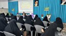 طلاب خواهر در خط مقدم جهاد تبیین و دفاع از ارزش‌ها هستند