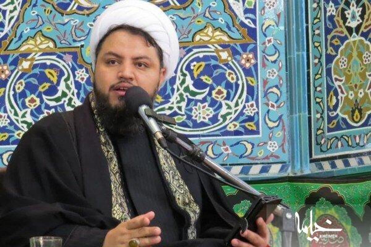 پیروزی امت اسلام در گرو وحدت شیعه و سنی است