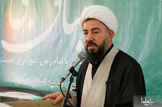 ملت ایران شهادت را افتخار می‌دانند