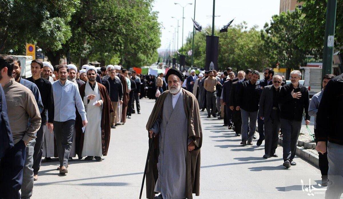 تجمع اعتراضی علمای همدان در حمایت از رهبر معظم انقلاب