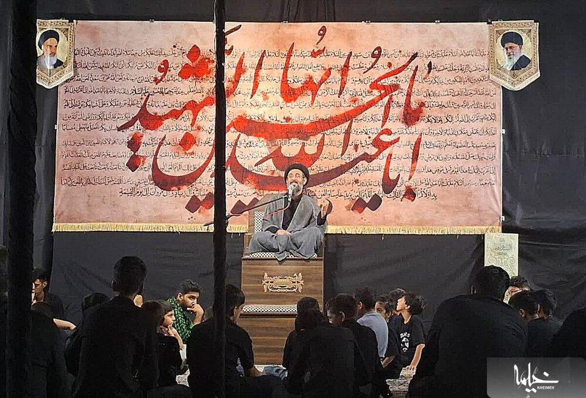 فریب مذاکرات سازش‌کارانه را نخوریم