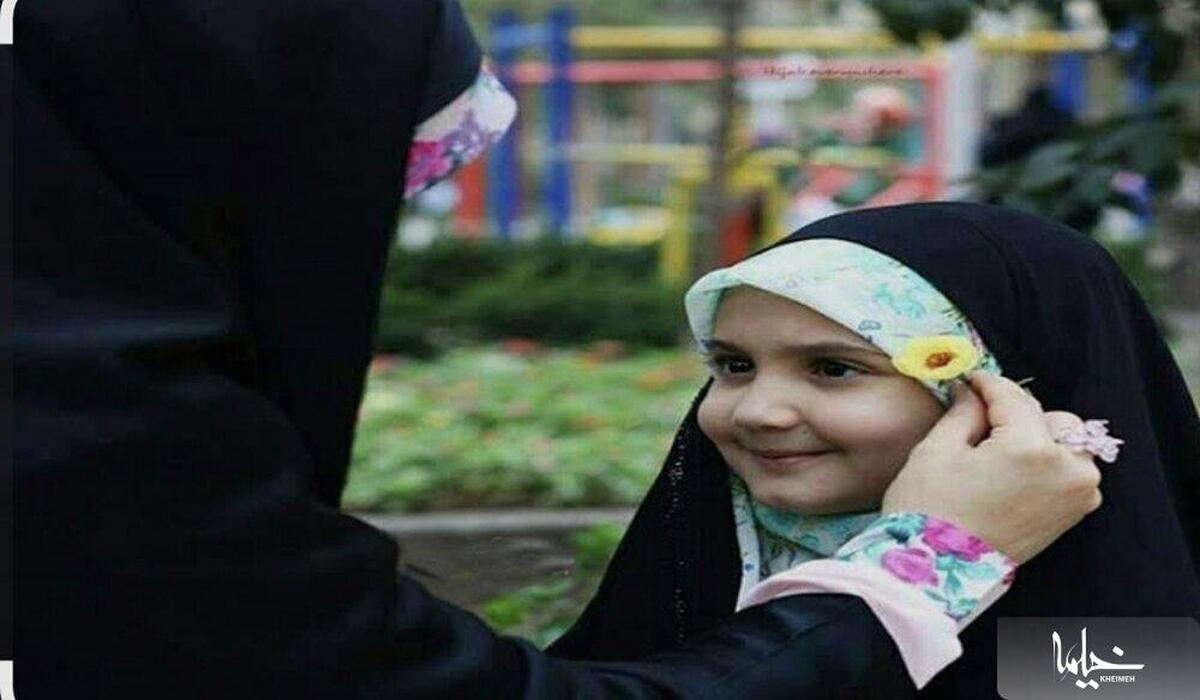 حق والدین در تحمیل حجاب به فرزندان بالغ