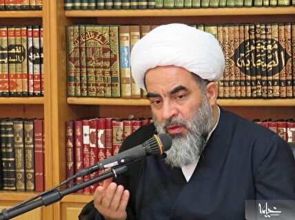 حوزه‌ها نباید از فکر امام(ره) فاصله بگیرند